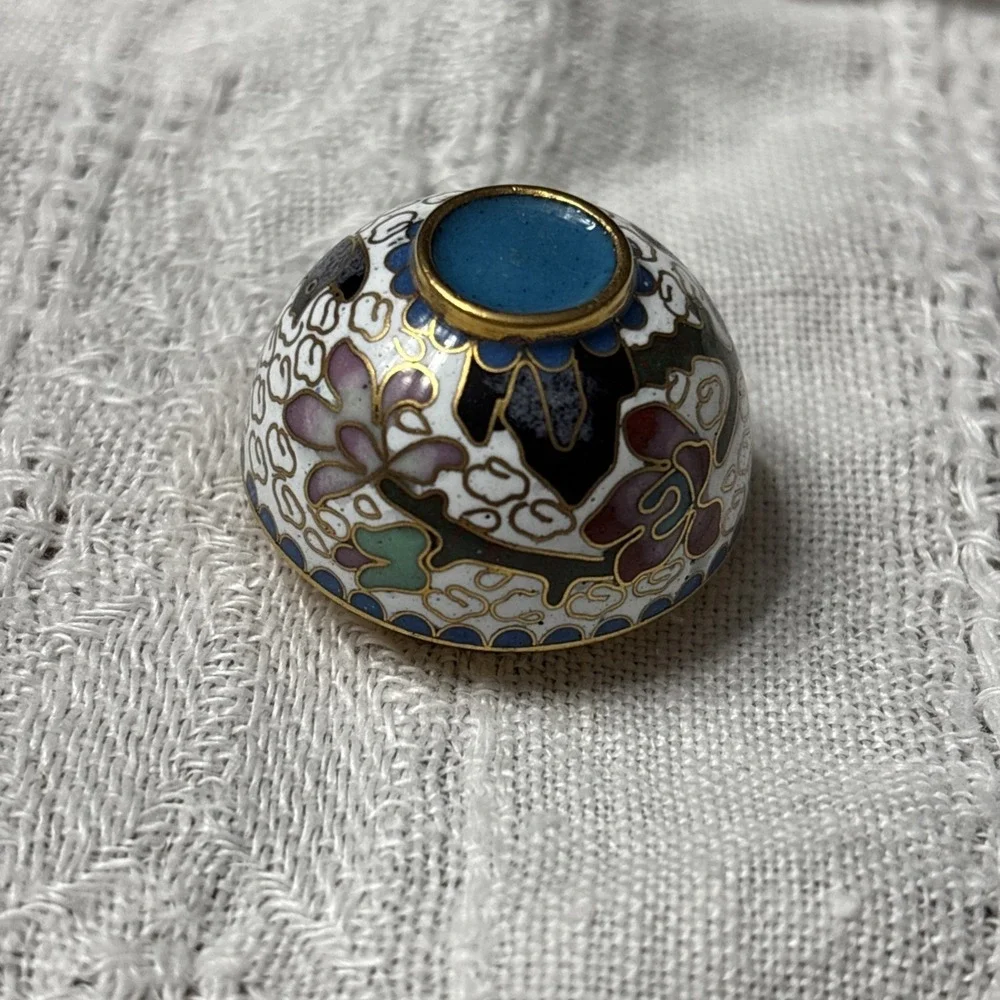 VINTAGE CLOISONNE ROUND BLOSSOM FLORAL‎ TRINKET BOX